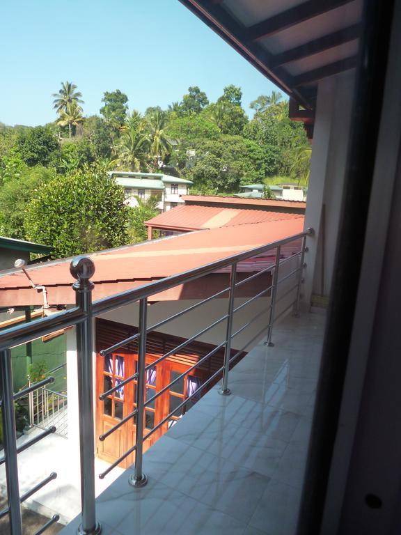 Evening Star Guest Inn Kandy Exterior photo